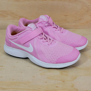 Nike Revolution 4 Flyease 4E Wide Pink (GS) NEW